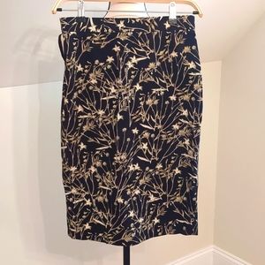 Banana Republic Black floral knee length pencil skirt, Size 0
